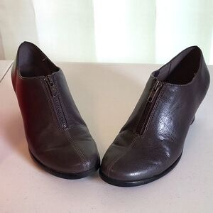 Aerosoles 7.5M Grey Booties